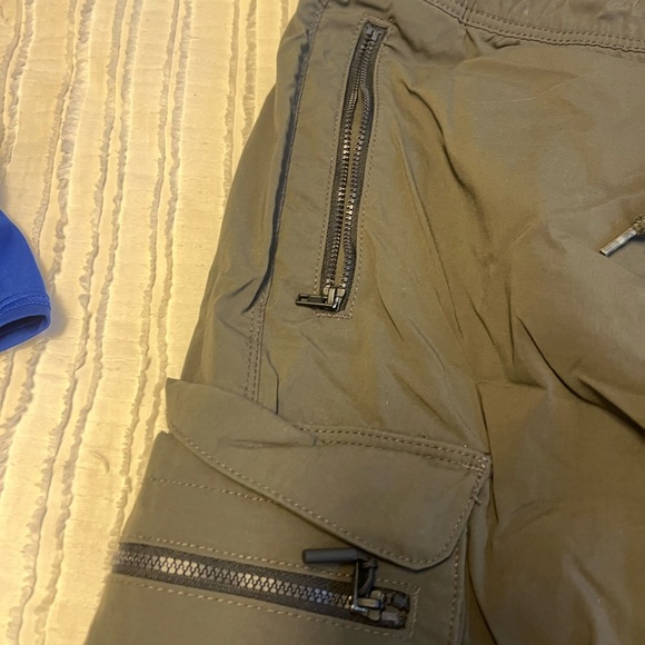 H&M MEN PANTS - Picture 2 of 6